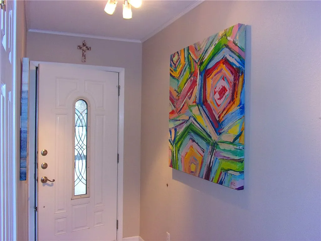 3 bed, 1394 sqft, $2,500 — Photo 4