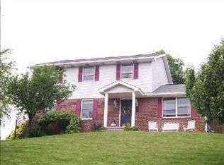 2009 Meadow Lane Dr, Greensburg, PA