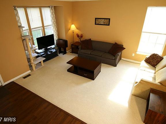 5th image of 111 Spencer Cir