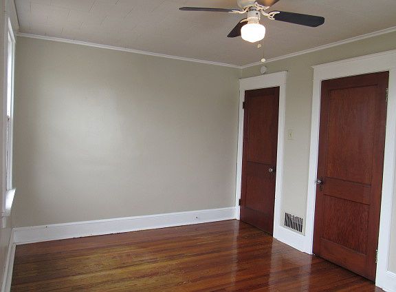 4th image of 1233 Salem Ave
