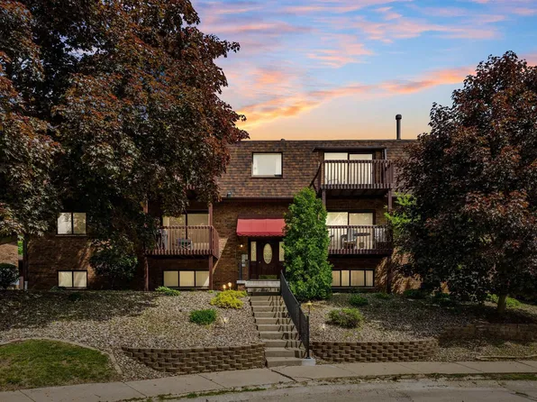 2505 26th Avenue Ct APT J, Rock Island, IL 61201