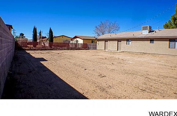 4th image of 2616 Kemp Ave