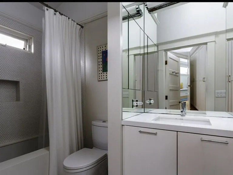 652 Woodlawn Ave — Photo 12