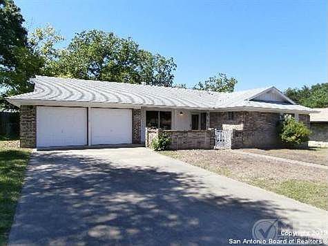 2nd image of 3227 Nantucket Dr