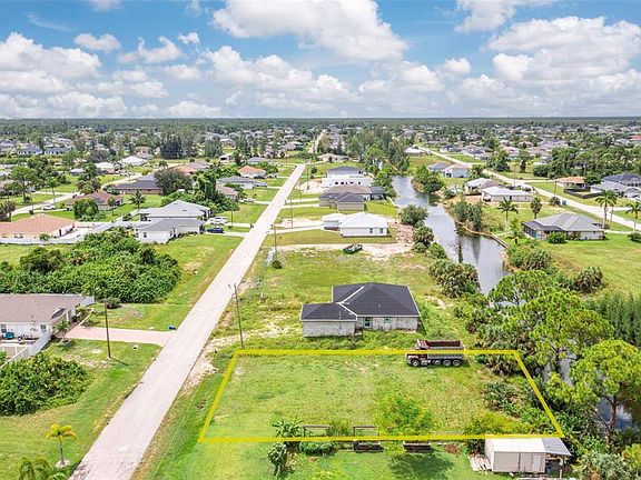 3rd image of 1623 NE 36TH LANE LOT 30