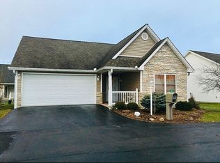 505 Golden Xing, Eaton, OH 45320