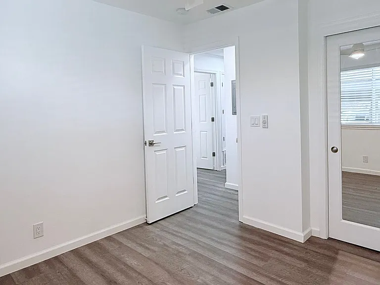 481 Carillo Ct — Photo 22