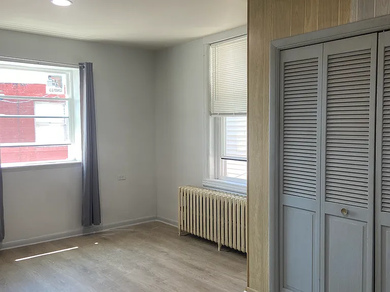 1422 W Porter St — Photo 5