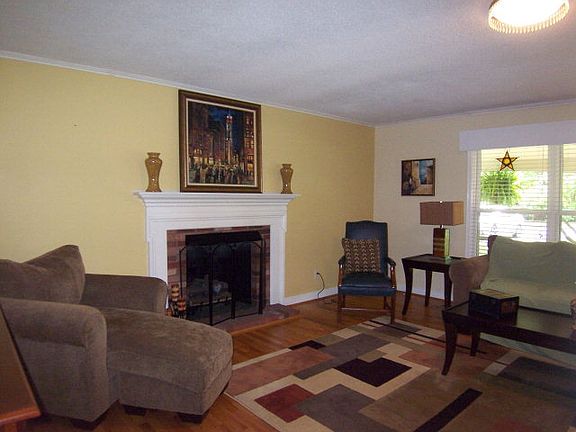 5th image of 1206 S Lafayette St