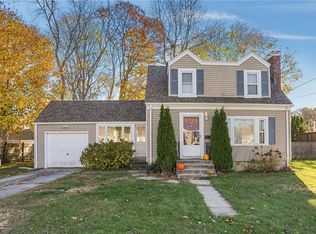 40 Cavalcade Blvd, Warwick, RI 02889