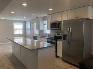 77 Tyndall Ave, Providence, RI 02908