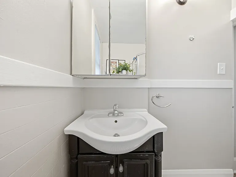510 S Oregon Ave — Photo 13