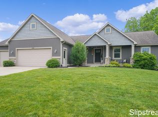 2282 Outback Dr, Hudsonville, MI 49426