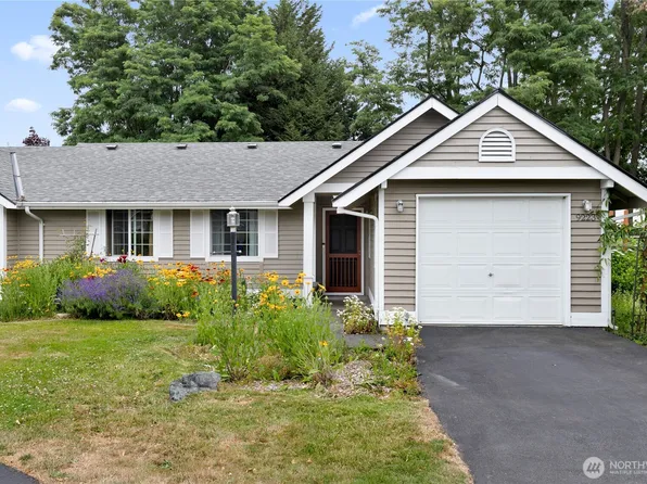 9223 105th Avenue Ct SW, Tacoma, WA 98498