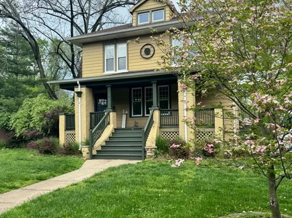 7 Signal Hill Blvd, Belleville, IL 62223