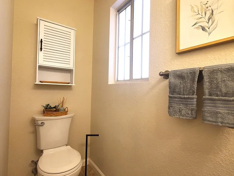 4808 Leadership Ct — Photo 13
