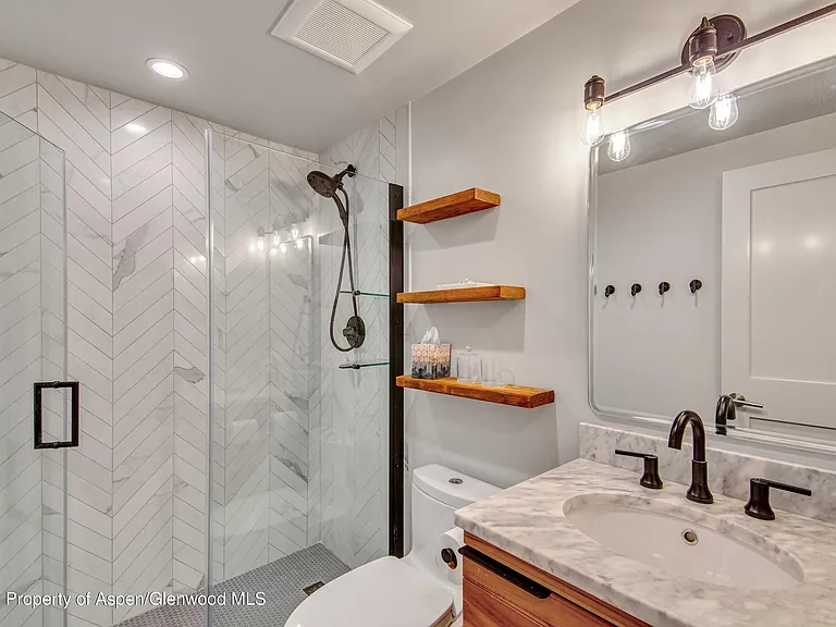 432 Fairway Dr — Photo 18