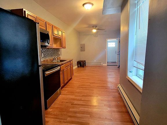 4th image of 634 S 56th St Unit A