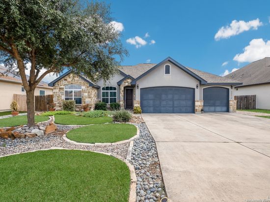 15516 Capri Ln, Selma, TX 78154