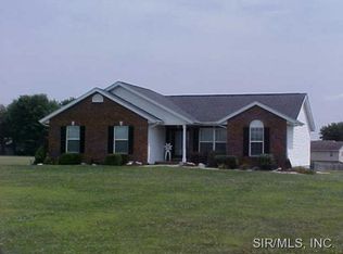 8208 Grande Terre Pl, Alton, IL 62002