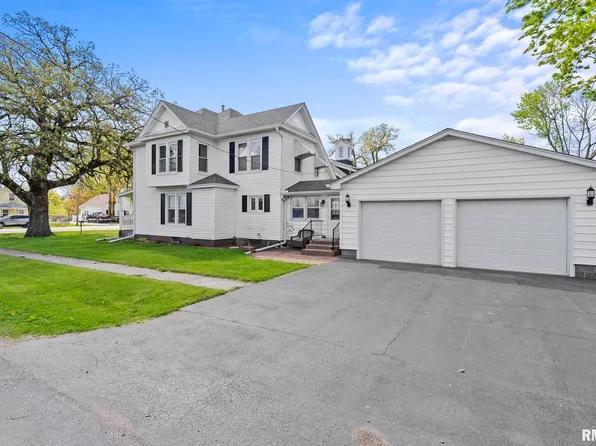 1401 13th St, Viola, IL 61486