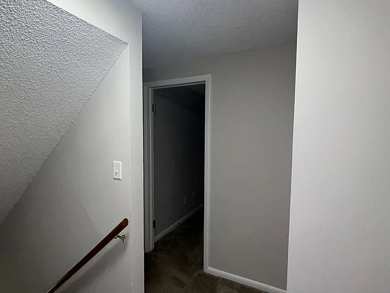 Coventry Court Townhomes — Photo 173