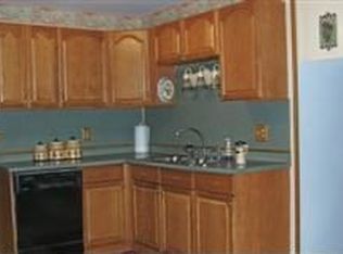 13 Woodlawn Dr, Pelham, NH 03076