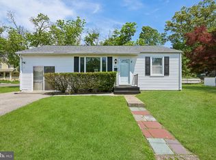 401 Lake Dr, Mount Holly, NJ 08060