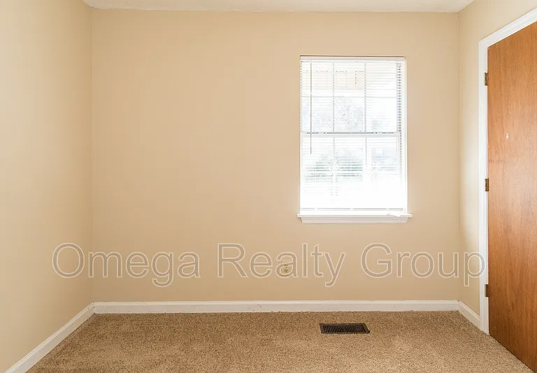 41 Dana Dr — Photo 23