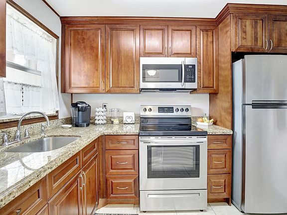 2nd image of 7991 N Sunrise Lakes Drive #110