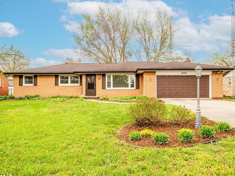 1st image of 1640 N Teakwood Dr