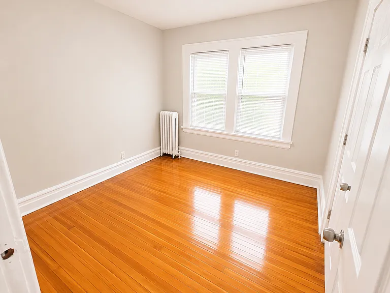148-150 Norwood St #1F — Photo 8