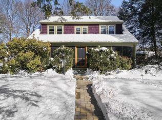 95 Greenwood Ln, Waltham, MA 02451