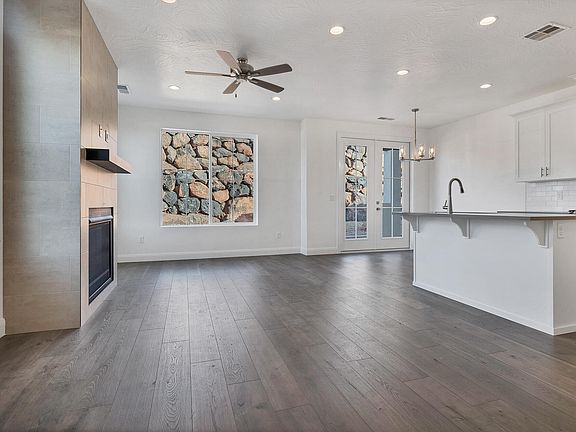 5th image of 2245 E Mirador Aly