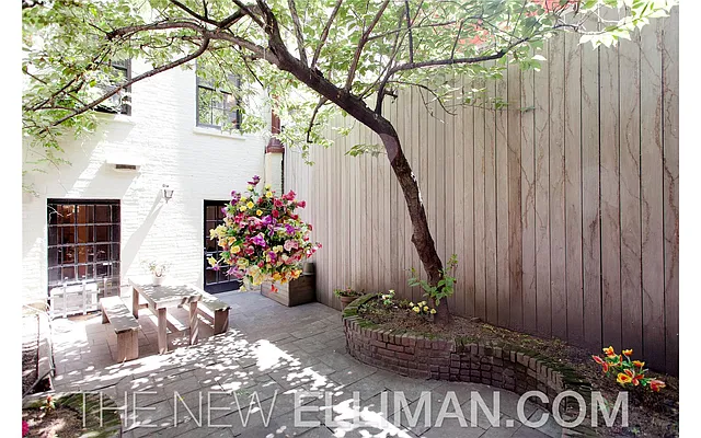 Sold by Douglas Elliman | media 36