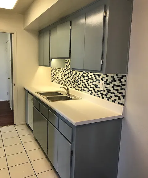 427 Cedar Ave #204 — Photo 6