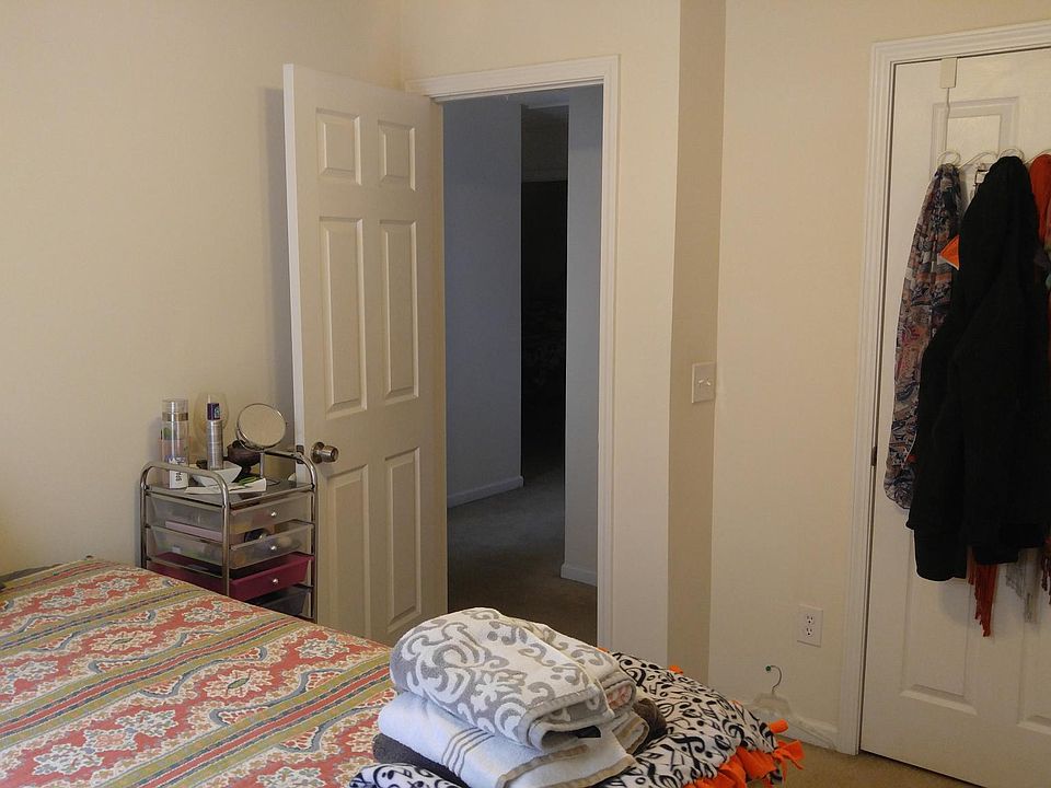 2nd image of 288 Anna St