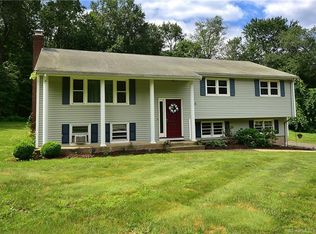 16 Center Rd, Tolland, CT 06084