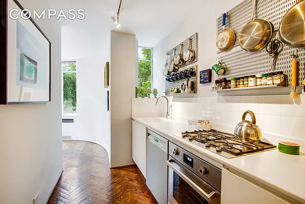 Sold by Compass | media 5