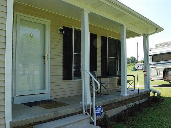 2nd image of 70 Rediger Dr