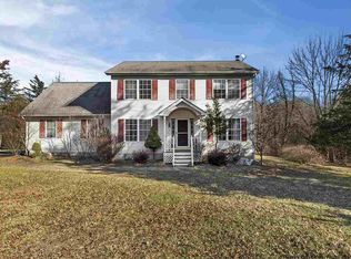27 Wolf Ln, Gardiner, NY 12525