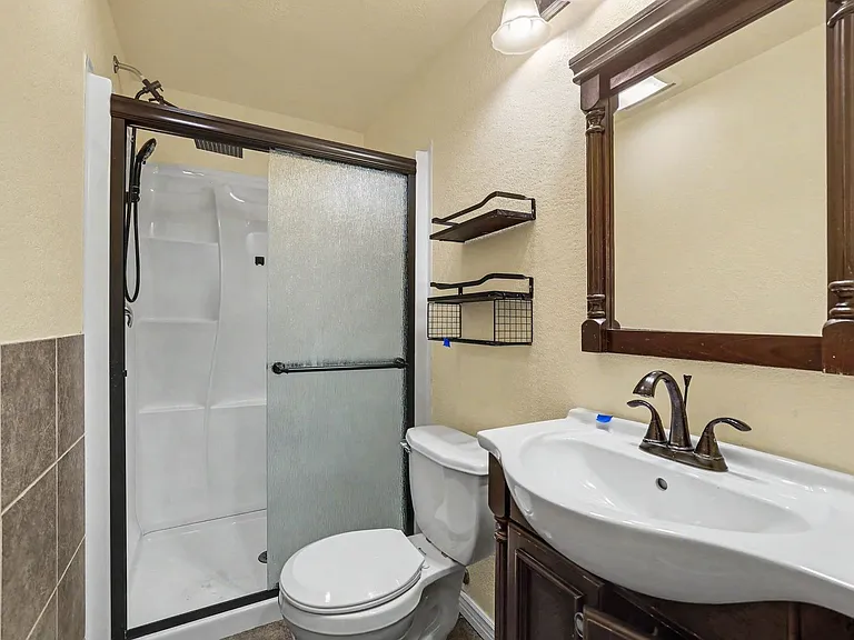 11742 Gray St — Photo 20