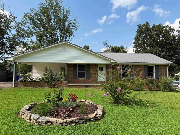 295 Central Ave, Savannah, TN 38372