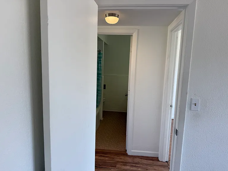 1313 Calaveras St #A — Photo 22