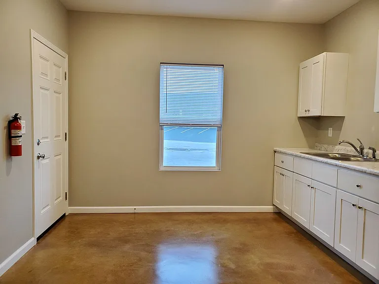 142 Cane Creek Ln #104 — Photo 1