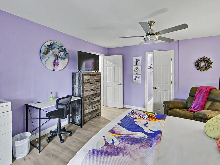 2402 Desert Willow Dr — Photo 29