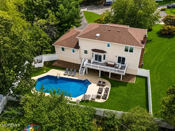 445 Slocum Place, Oakhurst, NJ 07755