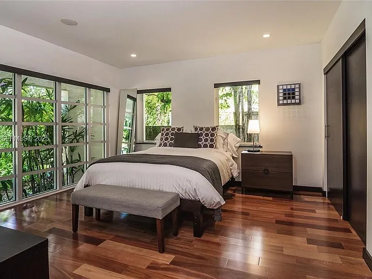 3020 Brickell Ave — Photo 8