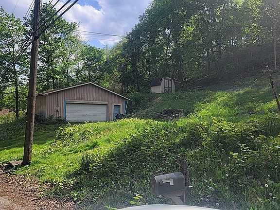 2nd image of 337 Eicher Rd