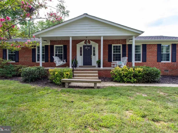 7349 Mary Dr, Port Tobacco, MD 20677